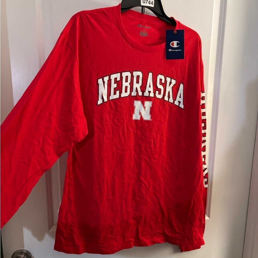 Champion Red Nebraska Men's Shirt Sz Large NWT